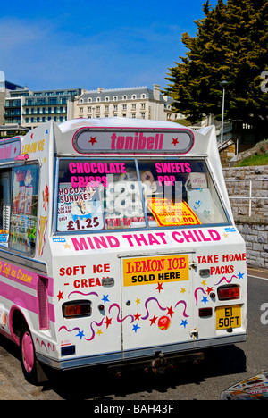 Vue arrière d'un british ice cream van Banque D'Images