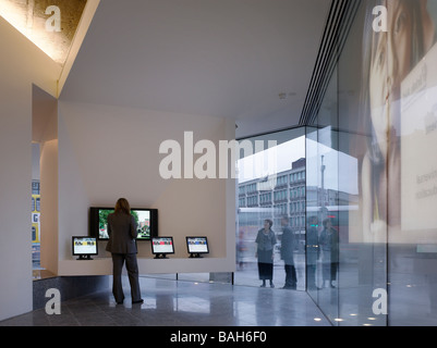 Le bénévolat et l'aide irlandaise Information Centre, Dublin, Irlande, de Paor Architects, l'aide irlandaise le bénévolat et de l'information Banque D'Images