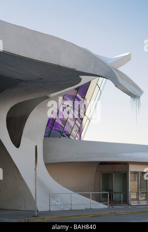 Le terminal TWA de l'aéroport Kennedy, New York, United States, Eero Saarinen, le terminal TWA de l'aéroport Kennedy détail du nez avec Banque D'Images