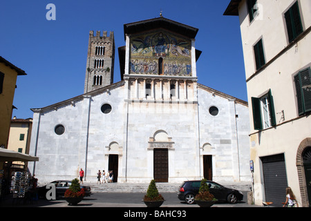 Lucca : Basilica di San Frediano 1 Banque D'Images