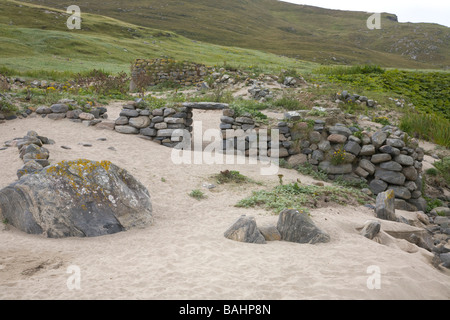 L'île déserte de Mingulay Outer Hebrides Royaume-uni Ecosse go des immeubles en ruines Banque D'Images