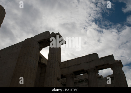 L'Propylaia de l'acropole d'Athènes Banque D'Images