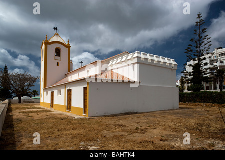 Église Nossa Senhora da Luz, Portugal Algarve. L'Europe Banque D'Images