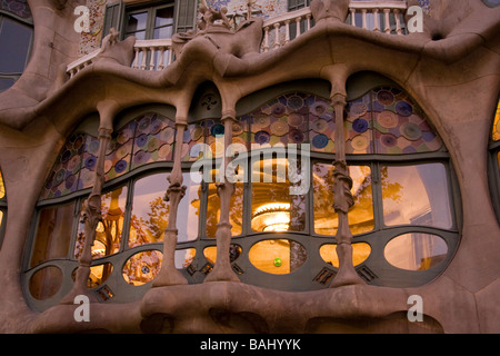 La Casa Batlló de Gaudi Barcelone Fenêtre Banque D'Images