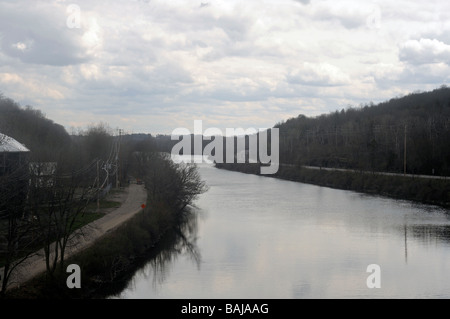 Canal Érié et verrouiller dans la vallée de la rivière Mohawk historique au nord de l'état de New York. Banque D'Images