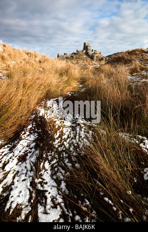 Winters day Neige à Corfe Castle Dorset Purbecks Le nom 'Corfe' est dérivé du mot Saxon pour gap. Banque D'Images