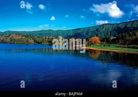 Sete Cidades lac volcanique de l'île de São Miguel Açores Banque D'Images