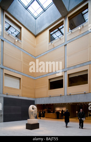 Yale Center for British Art, New Haven, États-Unis, Louis Khan, Yale Center for british art vue depuis l'entrée. Banque D'Images