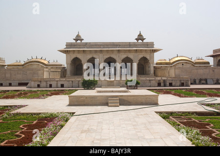 L'Inde Uttar Pradesh Agra Agra Fort le palais à l'intérieur du fort Banque D'Images