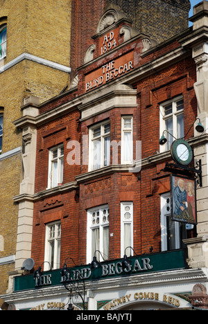 Pub mendiant aveugle à Whitechapel Road London. Banque D'Images