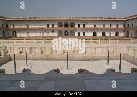 L'Inde Uttar Pradesh Agra Agra Fort le palais à l'intérieur du fort Banque D'Images