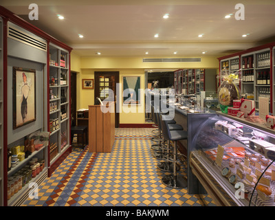 BELLAMYS SPLACE, RESTAURANT, London, Royaume-Uni Banque D'Images