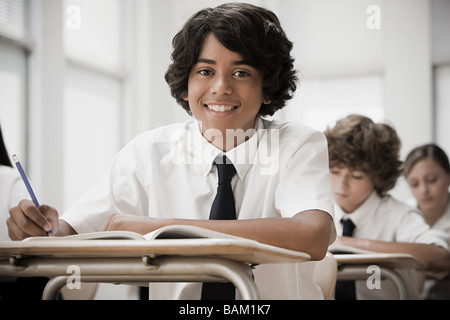 School students in classroom Banque D'Images