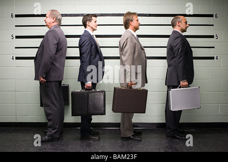 Des hommes d'affaires de lineup Banque D'Images