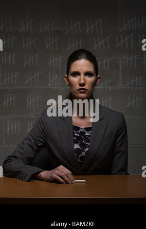 Femme d'affaires et de craie sur le mur Banque D'Images