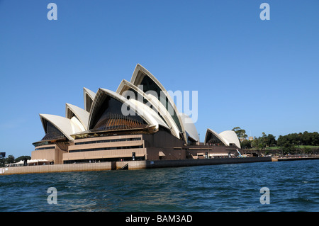 L'Opéra de Sydney en Australie.construit par l'architecte danois Jørn Utzon, qui en 2003 a reçu le Prix Pritzker d'architecture, Banque D'Images