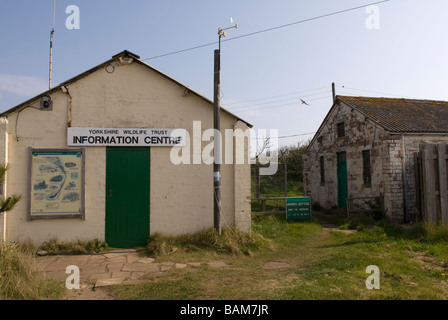 L'observatoire d'oiseaux de traiter avec mépris et Yorkshire Wildlife Trust center, rejette Point, East Riding of Yorkshire, Angleterre. Banque D'Images