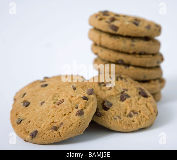 Cookies aux pépites de chocolat de la pile Banque D'Images