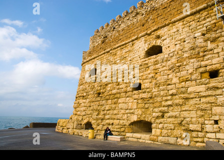 Murs de forteresse d'Héraklion au vieux port de Héraklion en Crète Grèce Europe Banque D'Images