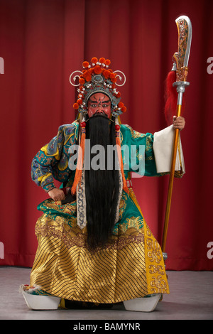 Guang Gong, ancien général chinois à Beijing Opera Costume, représente la protection et de la richesse Banque D'Images