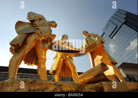 Statue de la golden boys de Birmingham LtoR Matthew Boulton et James Watt William Murdoch Banque D'Images