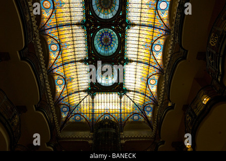 1906 vitrail de style Tiffany dome dans le Gran Hotel Ciudad de Mexico à Mexico, au Mexique. Banque D'Images