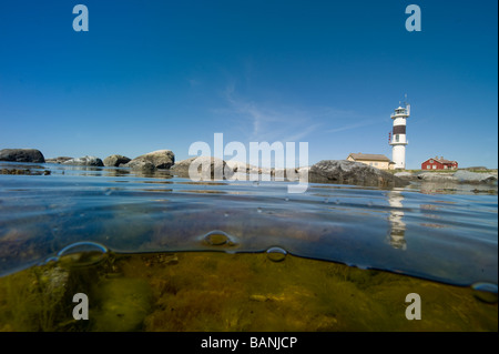 Nidingen, une petite île avec phare et cabines, Kattegatt, Suède Banque D'Images