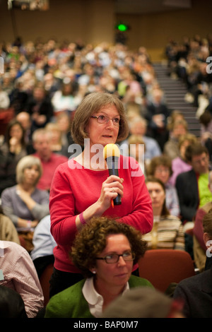 La Convention sur la liberté moderne Londres Angleterre 28 février 2009 un intervenant de l'étage. Banque D'Images