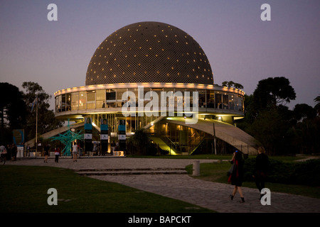 Buenos Aires Planétarium Galileo Galilei à Palerme où un Puro Diseño foire de conception est en cours. Banque D'Images