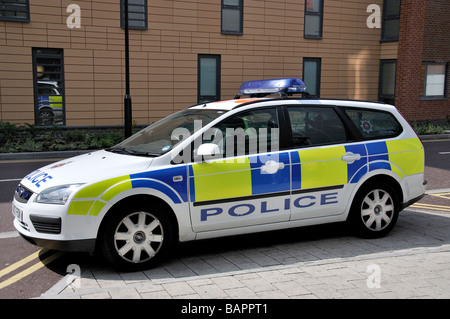 Voiture de police, Camberley, Surrey, Angleterre, Royaume-Uni Banque D'Images