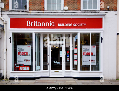 Britannia Building Society à North Street, Chichester, West Sussex, UK Banque D'Images