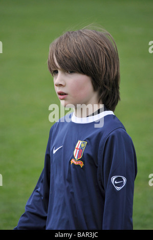 Match de football du garçon, Bury St Edmunds, Suffolk, Angleterre, Royaume-Uni Banque D'Images