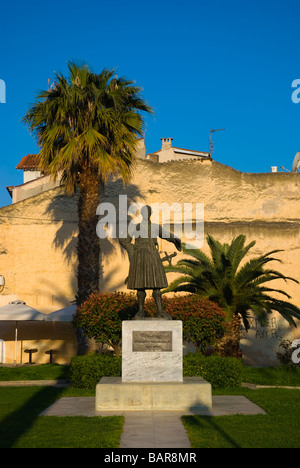 Statue dans la vieille ville de Nauplie, Péloponnèse, Grèce Europe Banque D'Images