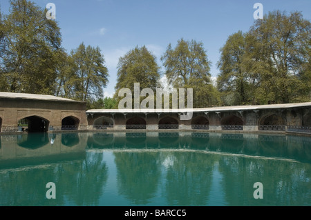 Source d'une rivière, de la rivière Jhelum, Jammu-et-Cachemire, l'Inde Banque D'Images