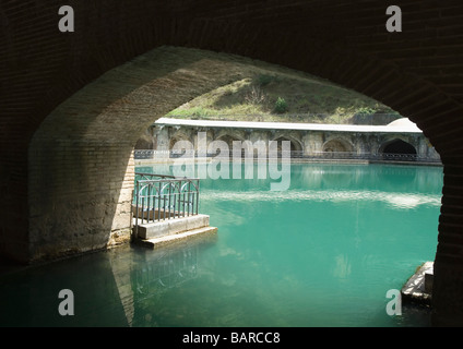 Source d'une rivière, de la rivière Jhelum, Jammu-et-Cachemire, l'Inde Banque D'Images