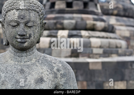 Statue de Bouddha à Borobudur, Java, Indonésie Banque D'Images