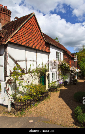 Bâtiment intéressant dans Shere village, Surrey Banque D'Images