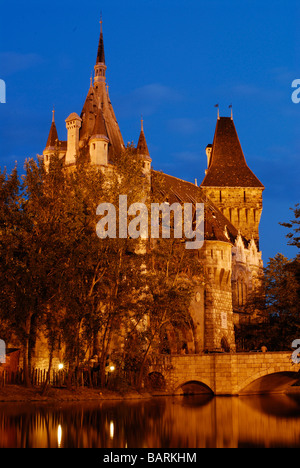 Château Vajdahunyad à Budapest Banque D'Images