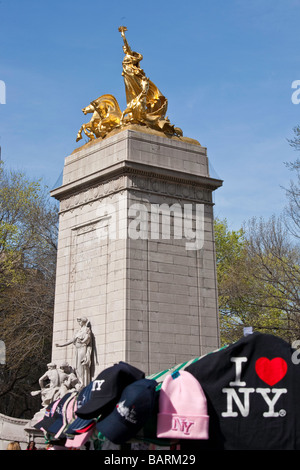 Monument du Maine à la porte de la marine marchande, Central Park, Manhattan, New York City, NYC Banque D'Images