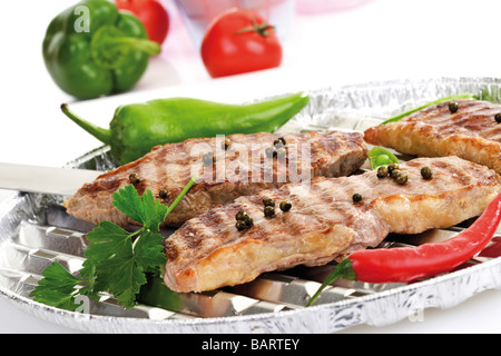 Rumpsteak grillé sur le poêle en aluminium Banque D'Images