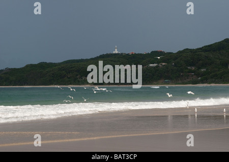 Clarke's Beach, avec le col et phare de Byron Bay NSW Australie Banque D'Images