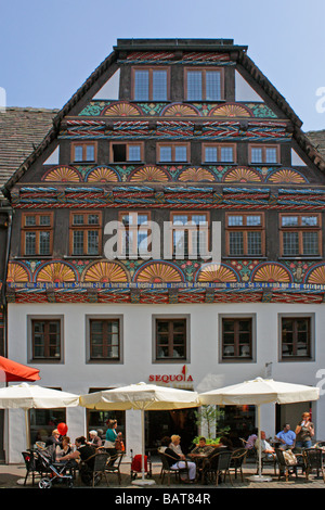 Maison à ossature de bois et café-en dans les collines Hoexter Weser en Allemagne Banque D'Images