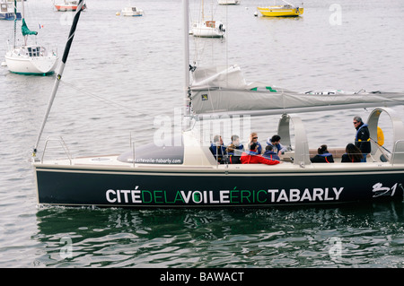 Navigation à bord d'un Kaidoz 31,Cité de la voile Eric Tabarly cité de la voile le port de Lorient Morbihan Bretagne France Bretagne Banque D'Images