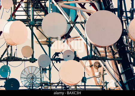 Mâts d'antennes de communication et près de Mijas Costa del Sol Malaga Province Espagne Banque D'Images