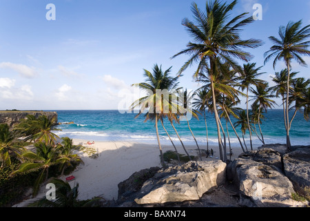 Vue sur plage de sable fin de la baie inférieure, Saint Philip, Barbade, Caraïbes Banque D'Images