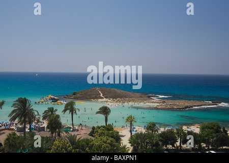 Vue de la plage de Nissi, Agia Napa, Chypre du Sud, Chypre Banque D'Images