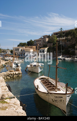 Des bateaux de pêche à Cala Figuera Cove, Cala Figuera, Majorque, Îles Baléares, Espagne Banque D'Images