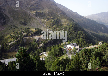 Valle del Forni : Hotel Banque D'Images