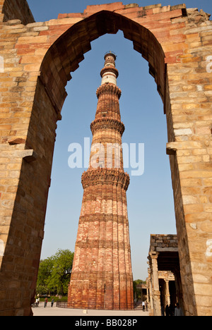 Qutb Minar à Delhi Inde Banque D'Images