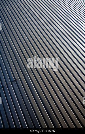 Surface de mur fait de tôles ondulées galvanisées feuilles ( CGI ) Banque D'Images